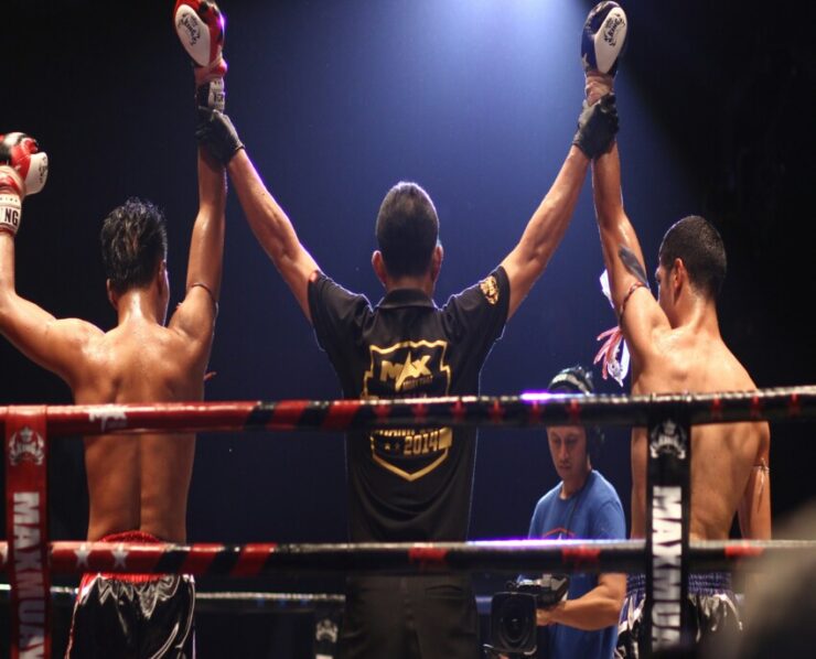 jonathan-tomas-YyDdZMFhTpk-unsplash